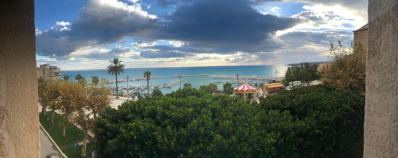 Le Maestranze Deluxe Rooms Sciacca Eksteriør billede